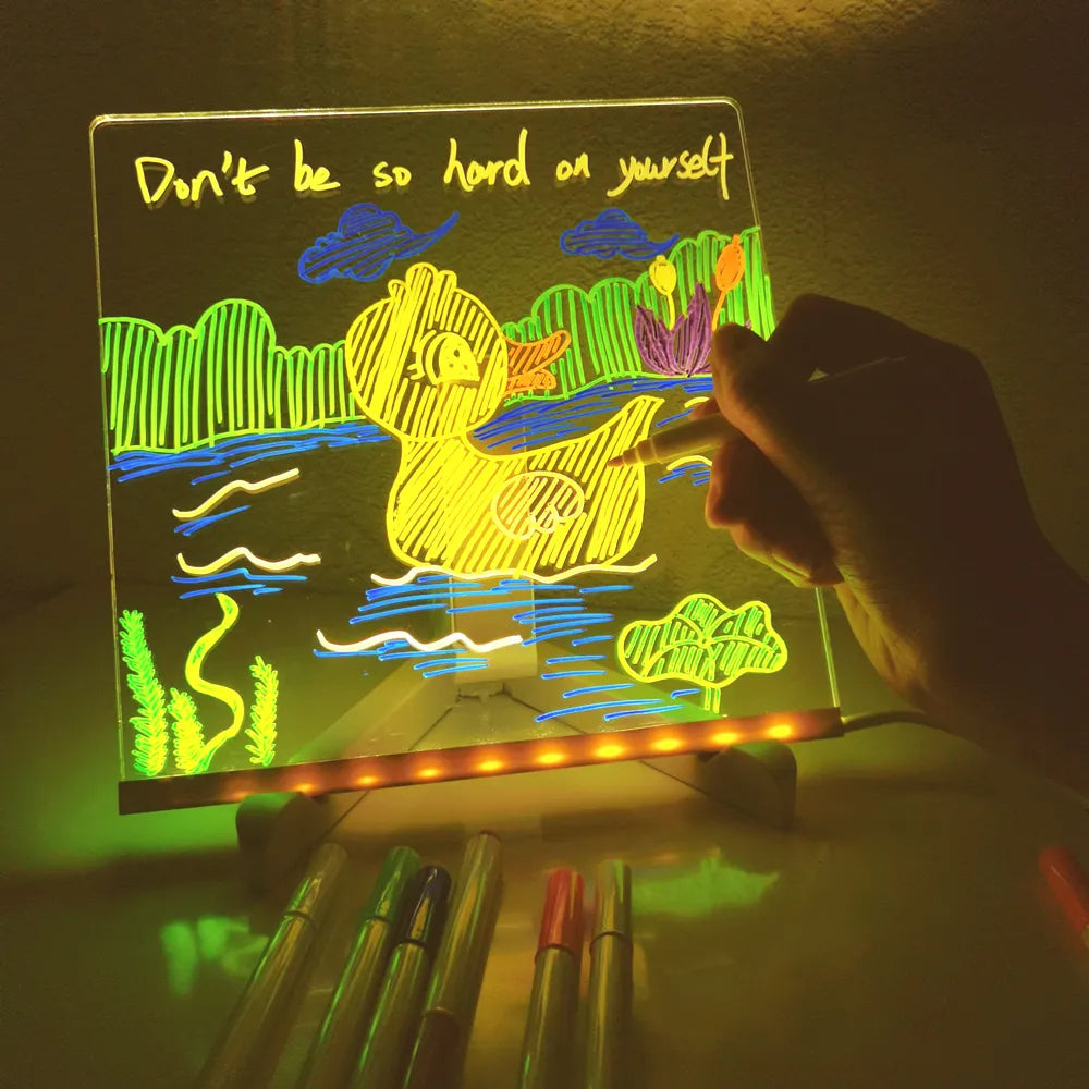 GlowArt | Kunstwerke, die leuchten - Zeichentisch