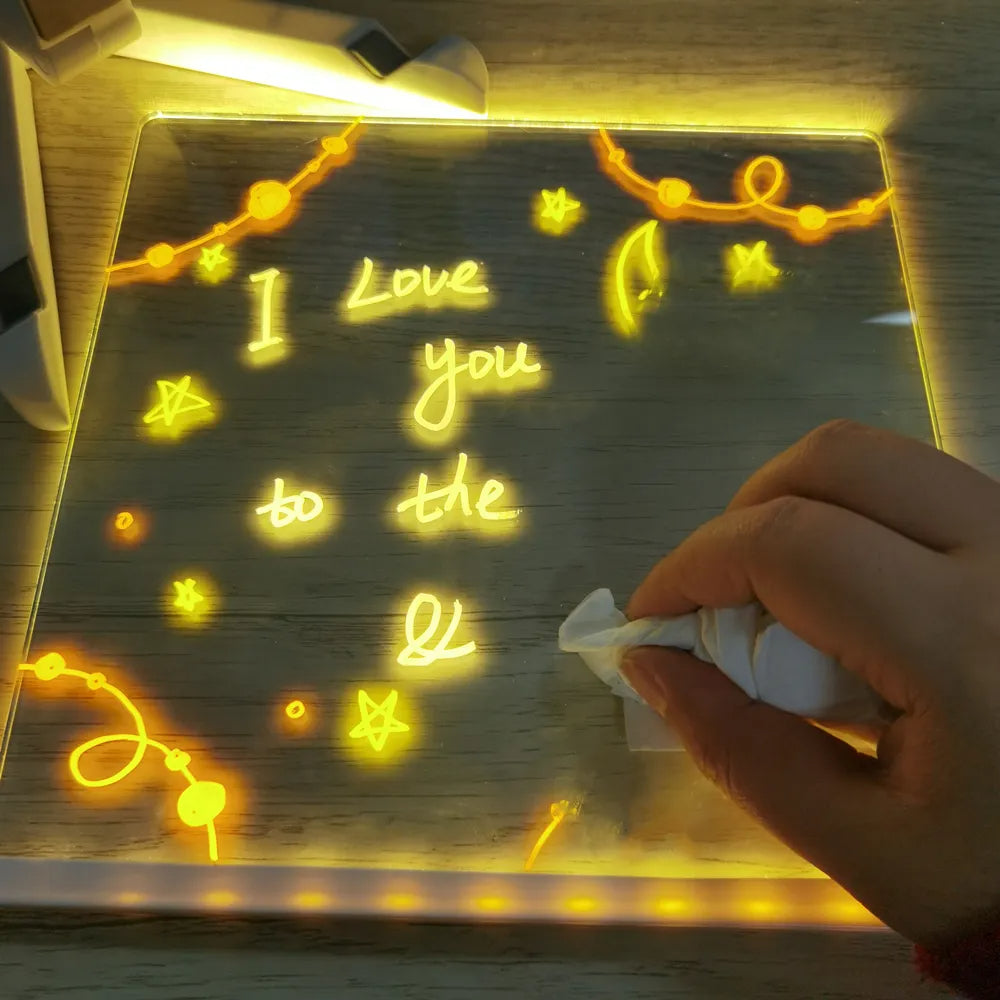 GlowArt | Kunstwerke, die leuchten - Zeichentisch