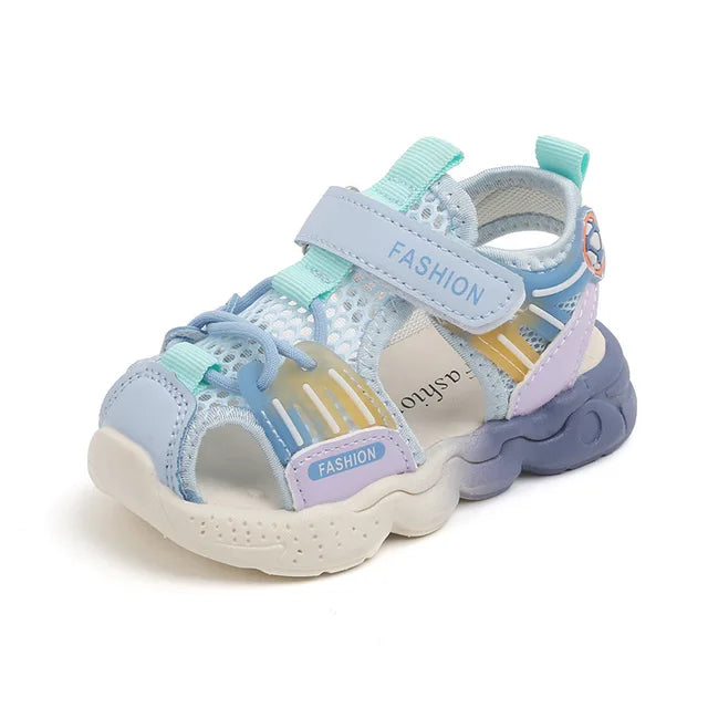 LittleLooks | Frisch bei jedem Schritt - Atmungsaktive Kindersandalen