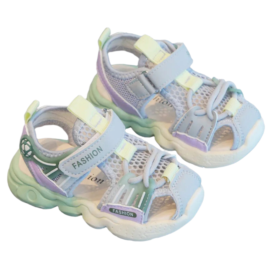 LittleLooks | Frisch bei jedem Schritt - Atmungsaktive Kindersandalen