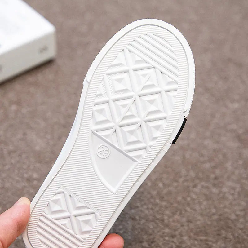LittleLooks | Stylisch und sportlich – Kindersneaker