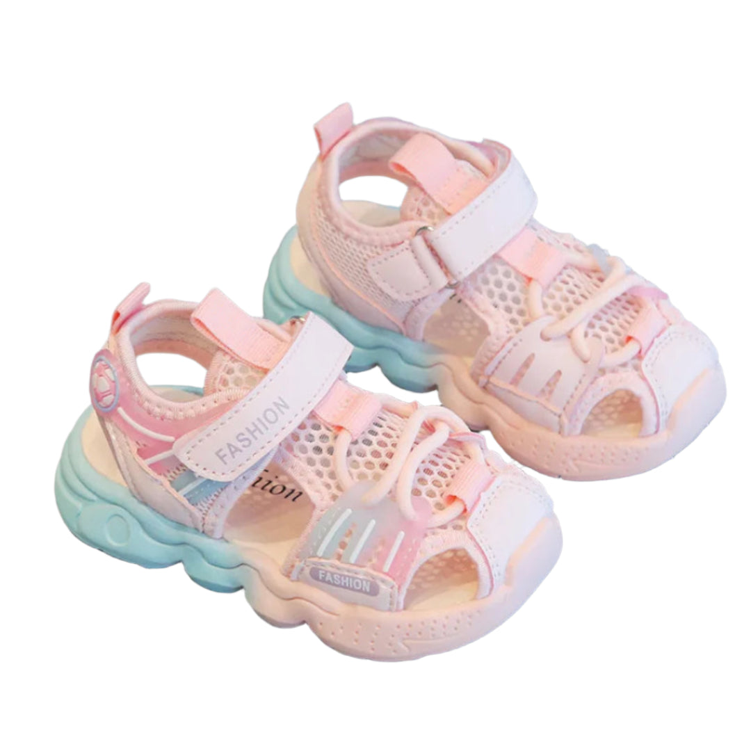 LittleLooks | Frisch bei jedem Schritt - Atmungsaktive Kindersandalen