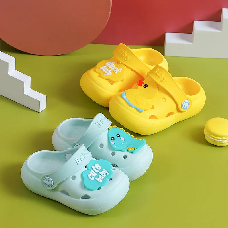 LittleLooks | Frisch und flexibel - Antirutsch-Kinderslipper