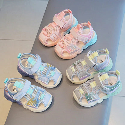 LittleLooks | Frisch bei jedem Schritt - Atmungsaktive Kindersandalen